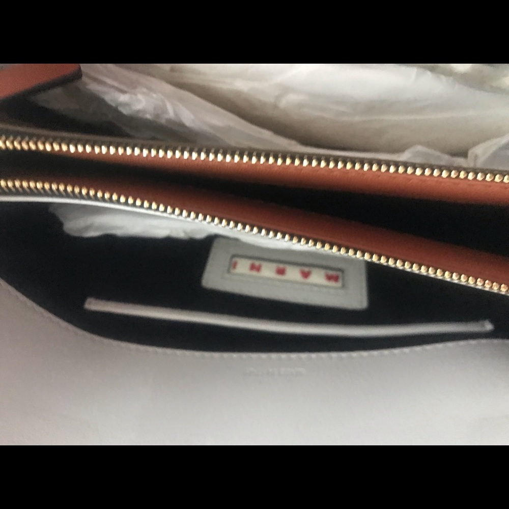 Crossbody bag
